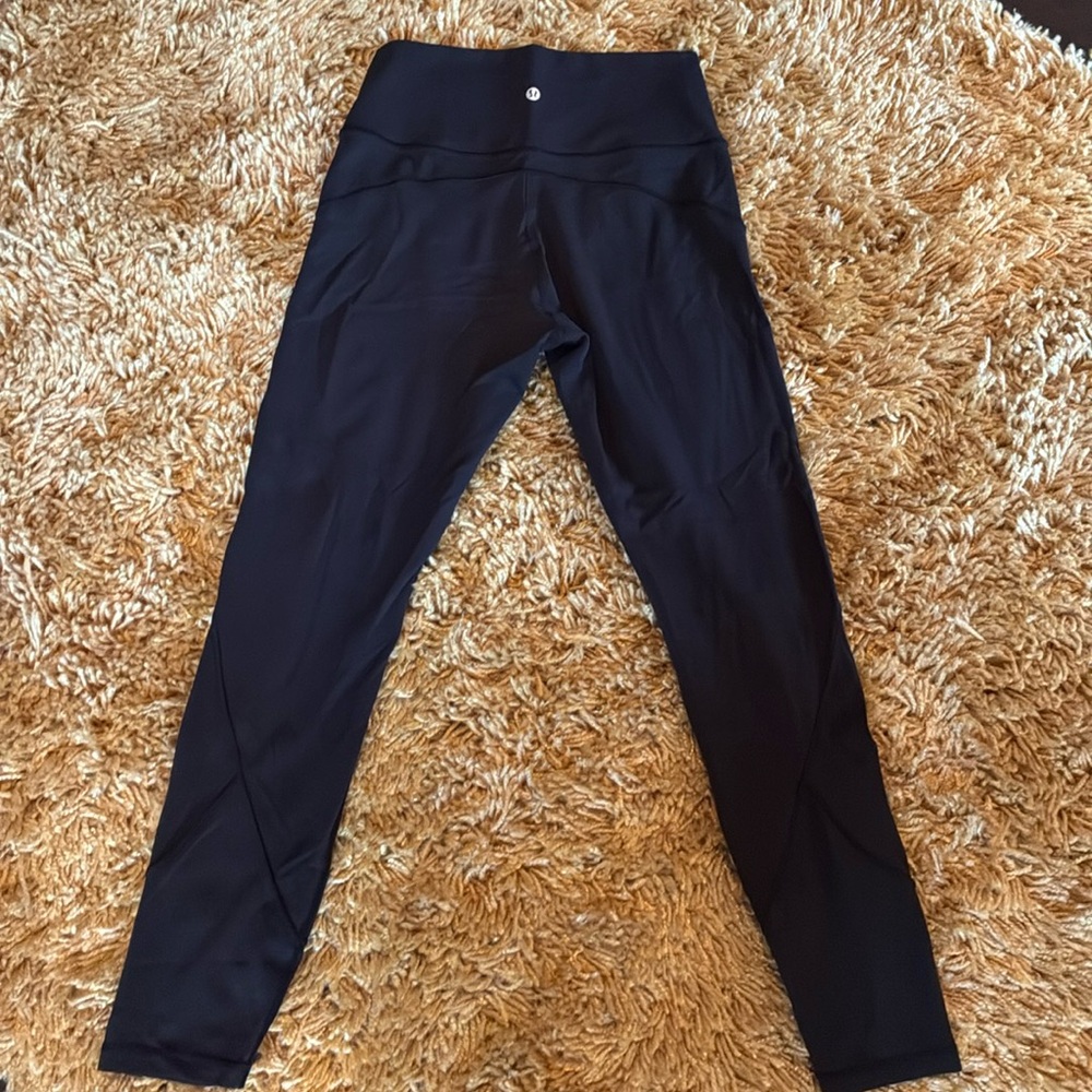 Lululemon leggings size 8